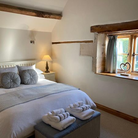 The Cider Barn - Spacious First Floor Apartment Set Within Barn Conversion Cheltenham Kültér fotó