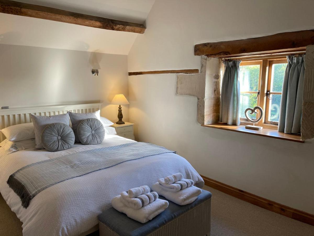 The Cider Barn - Spacious First Floor Apartment Set Within Barn Conversion Cheltenham Kültér fotó