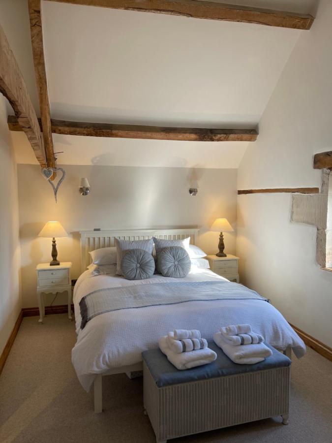 The Cider Barn - Spacious First Floor Apartment Set Within Barn Conversion Cheltenham Kültér fotó
