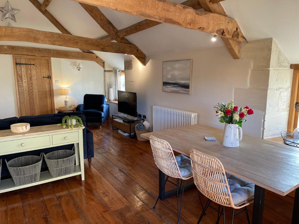 The Cider Barn - Spacious First Floor Apartment Set Within Barn Conversion Cheltenham Kültér fotó